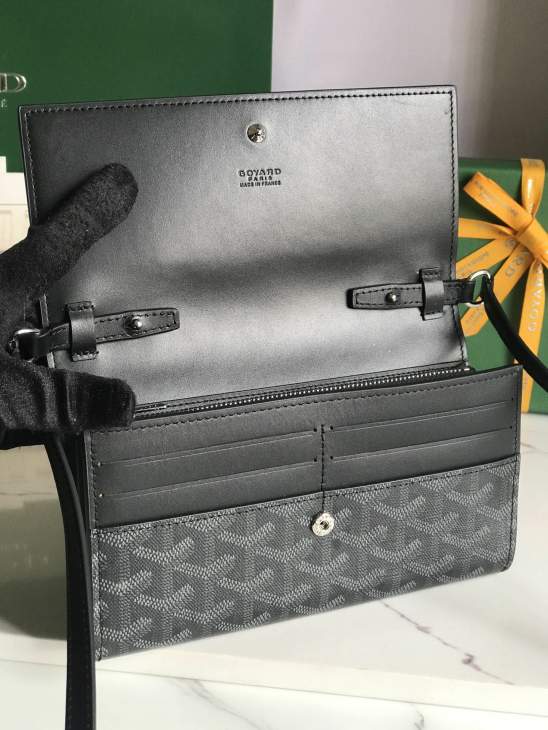 Picture of Goyard Handbags _SKUfw225675078fw